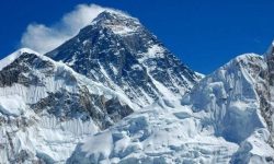 करिब दुई सय आरोहीले लिए सगरमाथा आरोहण अनुमति