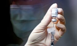 राष्ट्रिय फुटबल टिमका खेलाडीले लगाए कोरोनाविरुद्धको खोप