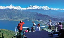 पर्यटन व्यवसायीलाई कोरोनाविरुद्धको खोप उपलब्ध गराउन माग