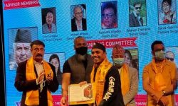 वेष्ट कम्युनिटी ब्युटी प्याजेन्ट अर्गनाइजरको अवार्ड एमीेलाई