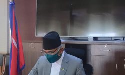 कोभिड-१९ को दोस्रो लहरका कारण आर्थिक परिदृश्य चुनौतीपूर्ण: अर्थमन्त्री पौडेल