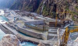 अरुण तेस्रो जलविद्युत् परियोजनाको विद्युत् गृहस्थलको काम ठप्प