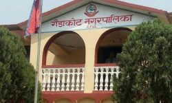 गैँडाकोटमा अत्यावश्यकबाहेकका सेवा बन्द