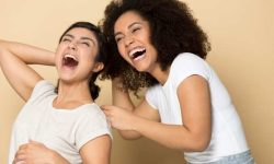 १० मिनेट खुलेर हास्दा हुने ७ फाइदा यस्ता छन्