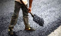 हुलाकी सडक सिरहा खण्डमा कालोपत्र सुरु