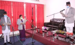 कर्णालीका नवनियुक्त दुई मन्त्रीले लिए शपथ