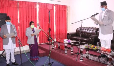 कर्णालीका नवनियुक्त दुई मन्त्रीले लिए शपथ