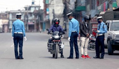निषेधाज्ञाको आठौं दिन : उल्लंघन गर्नेलाई सय रुपैयाँ जरिवाना