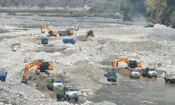 अवैध रुपमा नदीजन्य पदार्थको उत्खनन