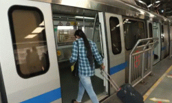 दिल्लीमा आजदेखि मेट्रो सञ्चालन, बजार खुला