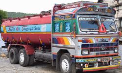 ट्यांकर चालकलाई कोरोना खोप दिने सहमति भएसँगै आन्दोलन फिर्ता