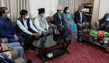 सहकारीलाई प्राथमिकतामा राखेर खोप दिन्छौं : गृहमन्त्री