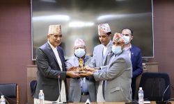 उपप्रधान तथा अर्थमन्त्री पौडेलको बिदाई, साथ र सहयोगका लागि कर्मचारीलाई धन्यवाद