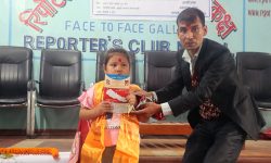 निषेधाज्ञामा सामान्य परिवारको समस्या समेटिएको गंगालाल श्रेष्ठको पुस्तक सार्वजनिक