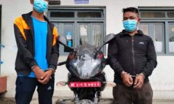 मोटरसाइकल चोरी गर्ने दुईजना पक्राउ