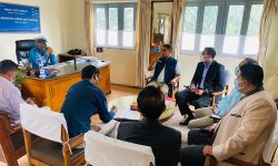 नाडाले ट्राफिक प्रहरीसँग सहकार्य गर्ने