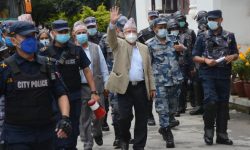 निर्वाचन आयोगमा एकीकृत समाजवादी र लोसपाका नेताहरू (फाेटाे फिचर)