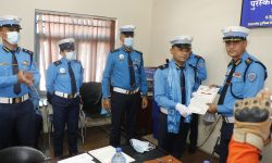 घुस अस्वीकार गर्ने ३६ ट्राफिक प्रहरी सम्मानित