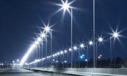 उज्यालो हुँदै काठमाडौंका मुख्य सडक