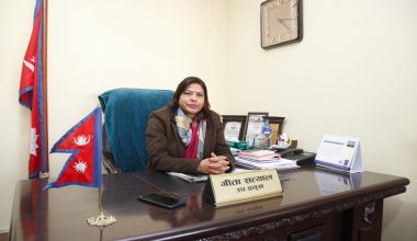 ‘कोभिडविरुद्धको खोपका लागि जहाँ गएर पनि टेबुलटक गर्न तयार छु’