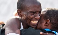 ओलम्पिक म्याराथनको स्वर्ण केन्याका किपचोगेलाइ