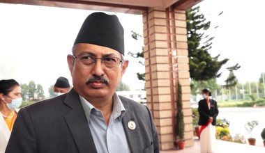 वार्तामा आउन एमालेलाई गृहमन्त्री खाँणकाे आग्रह