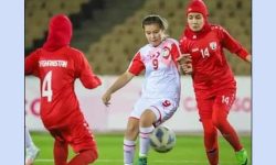 तालिबानबाट जोगिँदै पाकिस्तान पुगे अफगानी महिला फुटबलर !