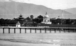 ललितत्रिपुरासुन्दरीले बनाएको वाग्मतीको पुल