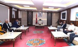 सत्तारुढ गठबन्धनको बैठक बस्दै
