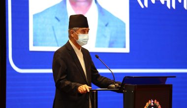 प्रधानमन्त्री देउवाले भने- वैशाखसम्म सबैलाई कोरोनाविरुद्धको खाेप लगाइसक्ने योजना छ