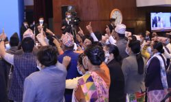 प्रतिनिधिसभा एमालेको अवरोध कायमै, २९ गतेसम्मका लागि बैठक स्थगित (फाेटाे फिचर)