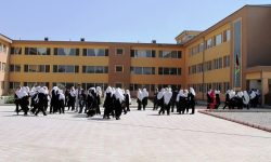 खुल्न थाले अफगानिस्तानका विद्यालय