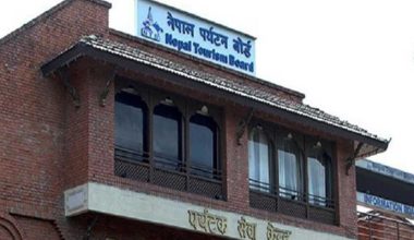पर्यटकलाई नेपाल आउने व्यवस्था मिलाउन पर्यटन व्यवसायीकाे माग
