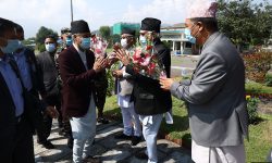 प्रधानमन्त्री देउवाद्वारा साक्षर गण्डकी प्रदेशस्तम्भ अनावरण