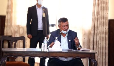 स्वास्थ्यमन्त्री खतिवडाले गरे बीपी कोइराला स्वास्थ्य विज्ञान प्रतिष्ठानको अनुगमन
