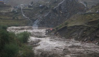 बाढीपहिरोमा परि १८ को मृत्यु, ३३ सम्पर्कविहीन (देशभरकाे विवरण)