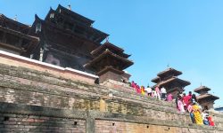 तलेजुमा दर्शनार्थीको भिड