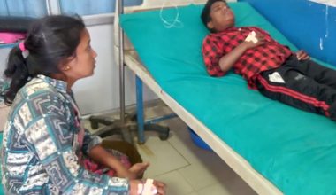 सुर्खेतमा बेवारिसे बम विस्फोट हुँदा दुई जना घाइते