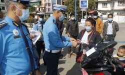 ट्राफिक प्रहरीले २३ वटा मोटरसाइकल सम्बन्धित धनीलाई दियाे