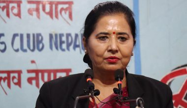 स्वास्थ्य बिमाबारे सरकारको दृष्टिकोण प्रष्ट पार्न सांसद सङ्ग्रौलाको माग