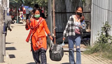 टीका लगाउन जानेहरुले बढ्यो काठमाडौंमा चहलपहल