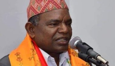 पार्टीको कार्यकारी पदमा नबस्ने नेता पण्डितकाे घाेषणा