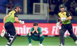 टी–२० विश्वकप : पाकिस्तानलई हराउँदै अस्ट्रेलिया फाइनलमा