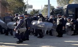 गृहमन्त्रीको निर्देशनपछि बारको धर्नास्थलबाट हट्यो प्रहरी