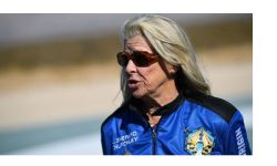 बाबुको सिको, ७४ वर्षीया लौराको अन्तरिक्ष यात्रा !