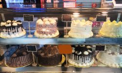 ललितपुरमा सयभन्दा बढी केकका परिकार भएको केक मेला जारी