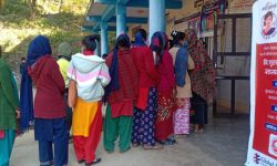 ग्लोबल आईएमई बैंकले महिलाहरुको औषधि उपचार नि:शुल्क गर्दै