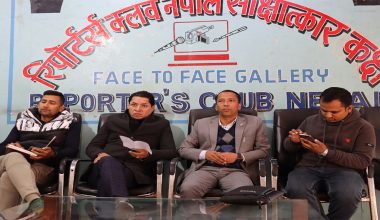 ‘देश प्रचण्डको एजेन्डामा हिँडेको छ, पार्टीमा उनको विकल्प छैन्’