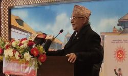 प्रचण्ड इज्जत फालेर सरकारमा मात्र हुन्छन् : केपी ओली