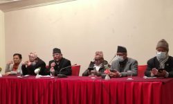 एमालेले अझै संसद्लाई विघटनतर्फ लैजान खोजेको प्रचण्डको आरोप